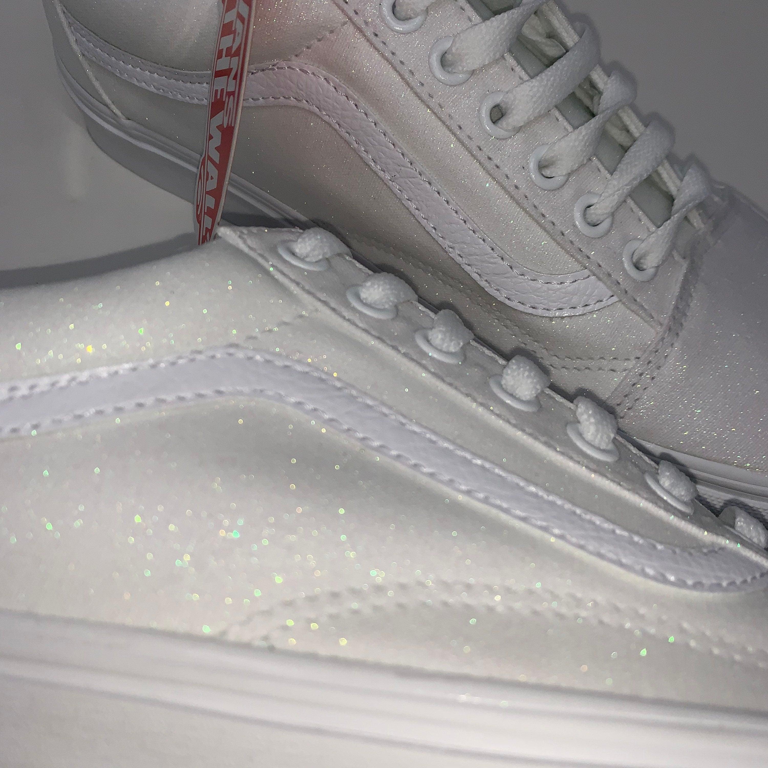 Vans old skool hotsell leather sneaker - glitter